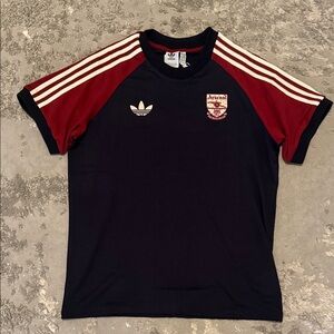 Men’s Arsenal Adidas Originals 3 Stripe Adicolor trefoil shirt.